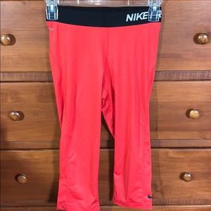 Nike Pro leggings